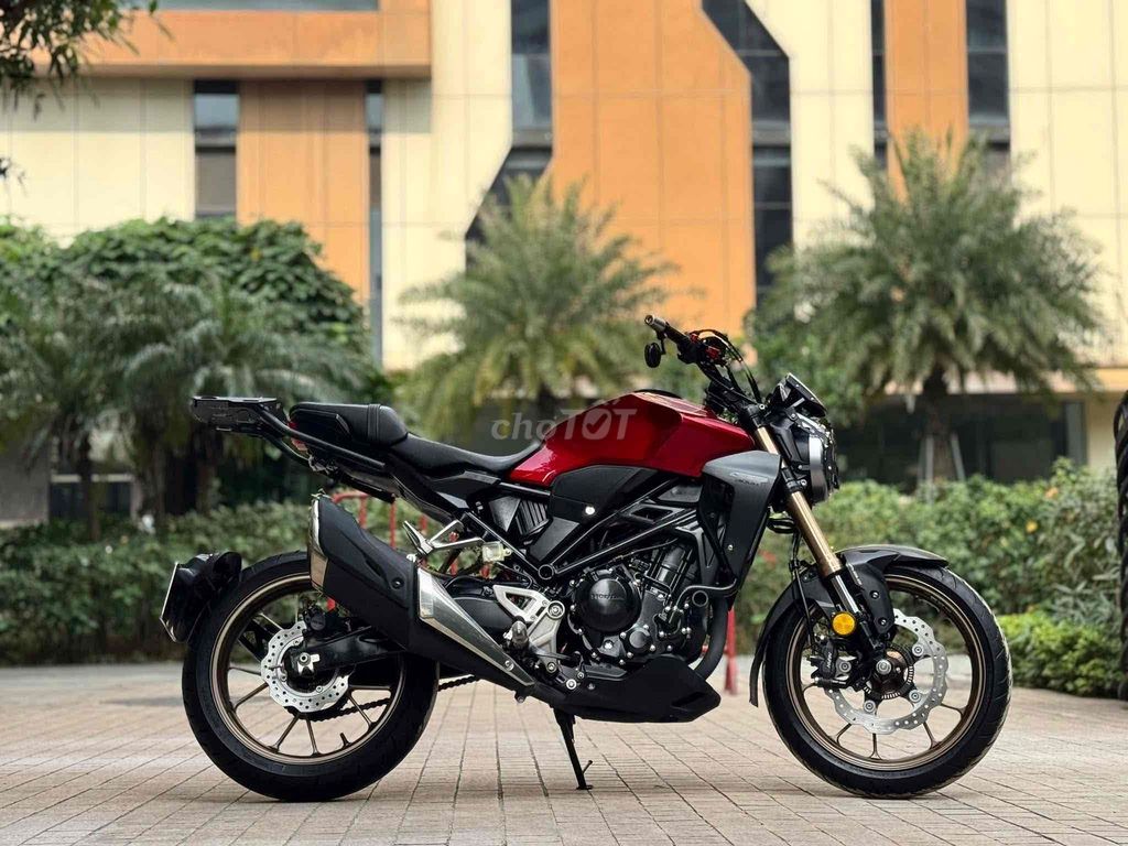 Honda CB 300R 2021 Đỏ 13.000km. Mua bán Xe máy tại Quận Cầu Giấy Hà Nội được đăng bởi Tuấn Việt Motor hình 1