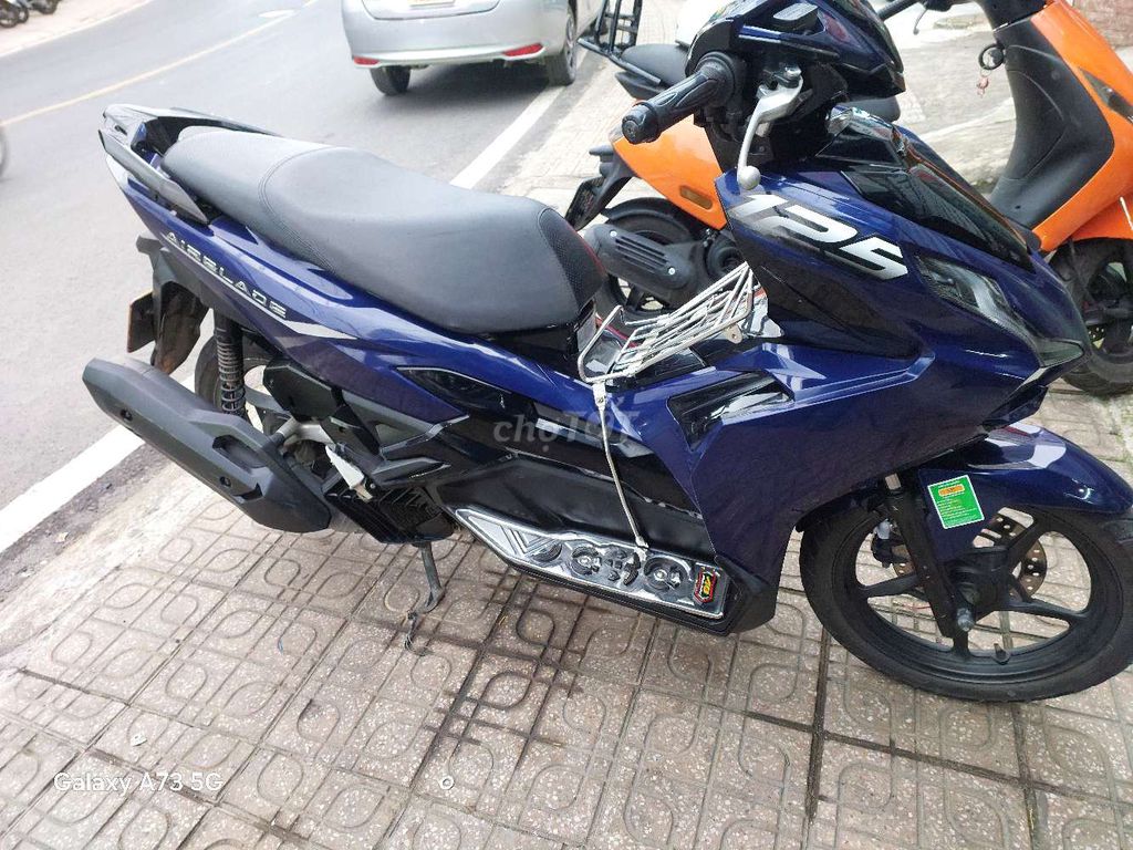 Honda Air Blade 125 2022 Xanh 24000 km. Mua bán Xe máy tại Thành phố Đà Lạt Lâm Đồng được đăng bởi tran hoa nam hình 3
