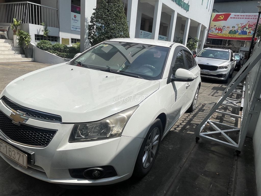 Cheverlet 2017 + màu trắng. Mua bán Ô tô tại Quận 12 Tp Hồ Chí Minh được đăng bởi vlog vvngoc hình 10