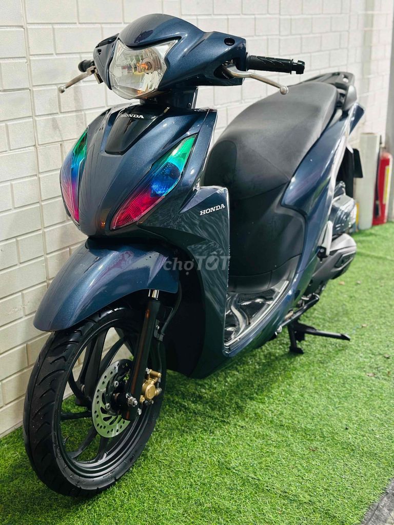 cần bán vision 2021, hỗ trợ trả góp. Mua bán Xe máy tại Thành phố Đồng Xoài Bình Phước được đăng bởi Ly Hai hình 4