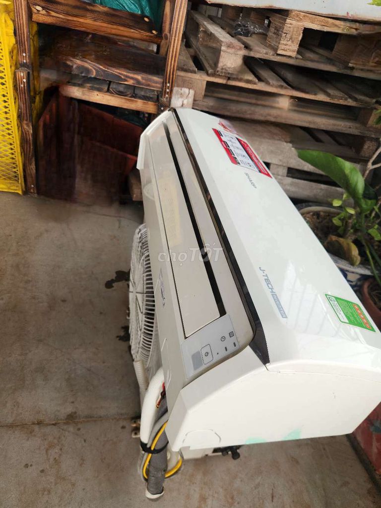 Máy lạnh Sharp 12000 BTU Trắng. Mua bán Máy lạnh, điều hoà tại Huyện Đông Anh Hà Nội được đăng bởi Thịnh Danh hình 1