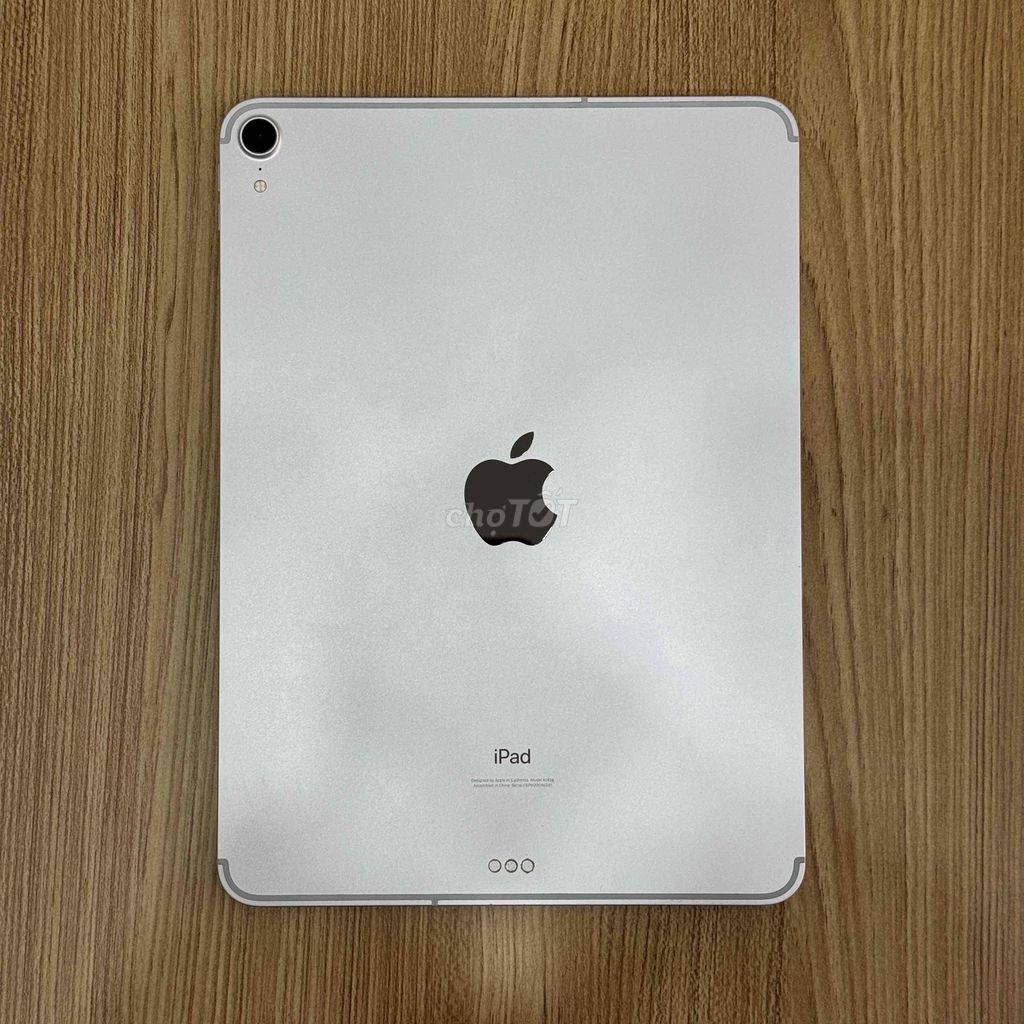 iPad Pro 2018 11 inch 64GB Bạc máy đẹp chuẩn zin. Mua bán Máy tính bảng tại Thành phố Buôn Ma Thuột Đắk Lắk được đăng bởi Nguyễn Hoàng hình 1