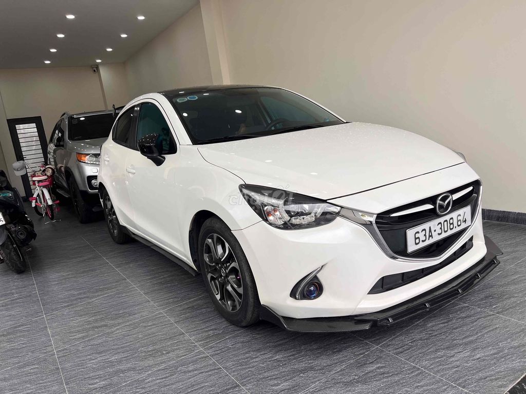 Mazda 2 2016 1.5 AT Hatchback - 89000 km. Mua bán Ô tô tại Thành phố Dĩ An Bình Dương được đăng bởi Hiếu Auto Nghĩa Phát hình 2