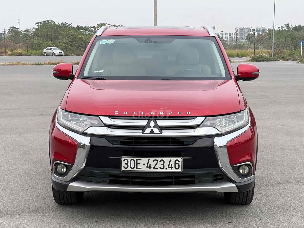 Mitsubishi Outlander 2016 2.4 CVT - 71000 km