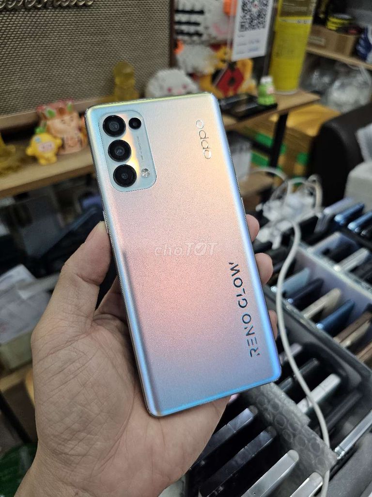 OPPO RENO 5 PRO BẠC 12/256 99% QTẾ XÀI VIP MÀN ĐẸP