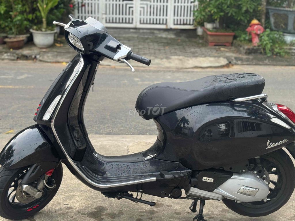Vespa đèn lét phanh ÂBS máy igert xe zin chính chu. Mua bán Xe máy tại Quận Thanh Khê Đà Nẵng được đăng bởi A Dũng hình 1