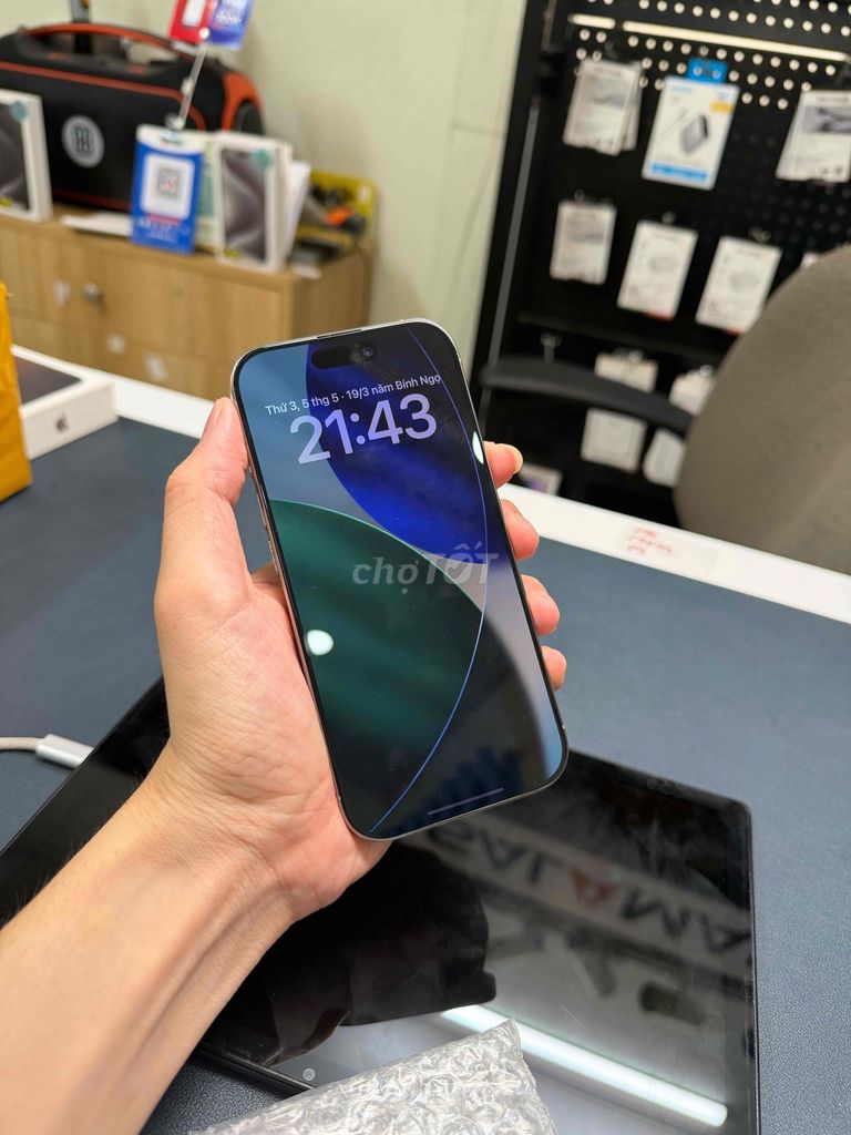 iPhone 16 Pro 128GB Bạc VN/A Đã sử dụng. Mua bán Điện thoại tại Thành phố Thủ Đức Tp Hồ Chí Minh được đăng bởi Nguyễn Quốc Toàn hình 1