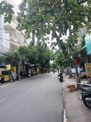 Bán Nhà Mặt Tiền đường 79 -DT:5x20 nhà 1T ,p,Tân Quy quận 7 cạch lotte. Mua bán nhà ở tại Quận 7 Tp Hồ Chí Minh được đăng bởi nguyên Nhựt