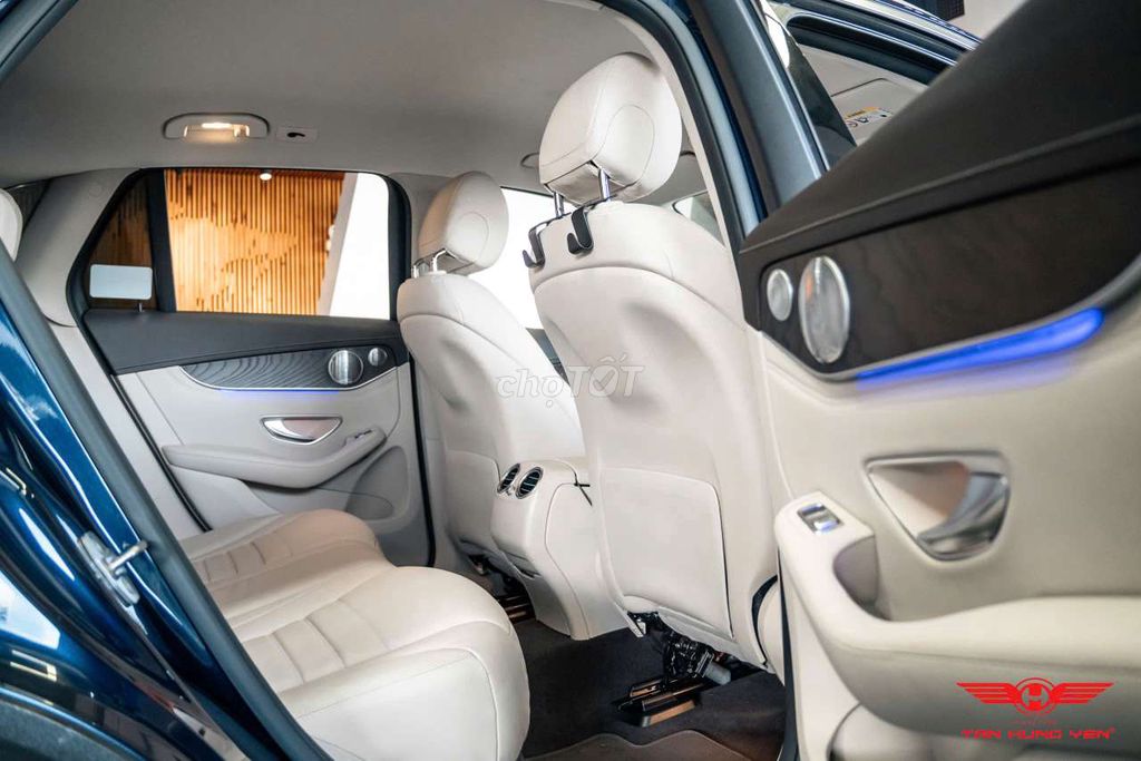 💙 Mercedes GLC2004matic 💙Sản xuất 2020 2 vạn km. Mua bán Ô tô tại Quận Hải Châu Đà Nẵng được đăng bởi TÂN HƯNG YÊN AUTO hình 10