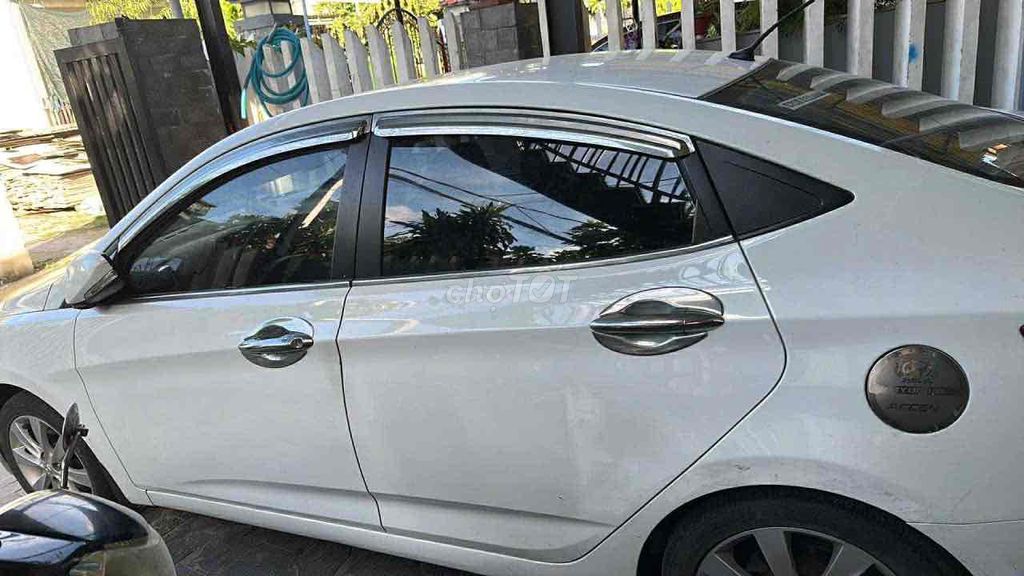 Hyundai Accent 2015 1.4 AT - 71042 km. Mua bán Ô tô tại Huyện Hòa Vang Đà Nẵng được đăng bởi TRƯỜNG XUÂN hình 2