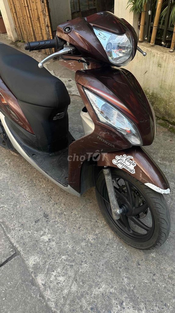 bán xe vision máy êm chạy ngon giá rẻ. Mua bán Xe máy tại Quận Hai Bà Trưng Hà Nội được đăng bởi Tuấn hình 3