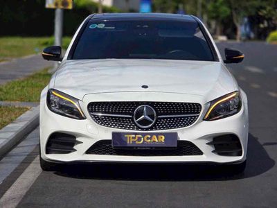 Mercedes-Benz C300 AMG sản xuất 2020. Mua bán Ô tô tại Quận Bình Tân Tp Hồ Chí Minh được đăng bởi Nguyễn Phúc