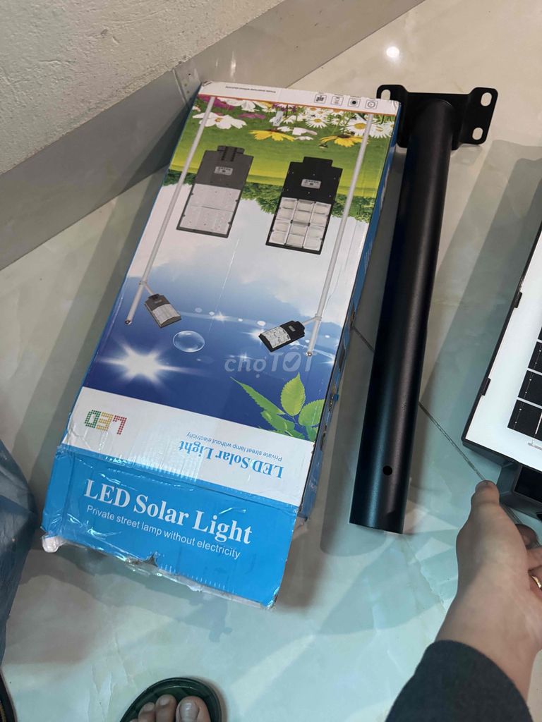 Đèn năng lượng mặt trời Đen. Mua bán Đèn tại Huyện Chương Mỹ Hà Nội được đăng bởi giao lưu hình 1
