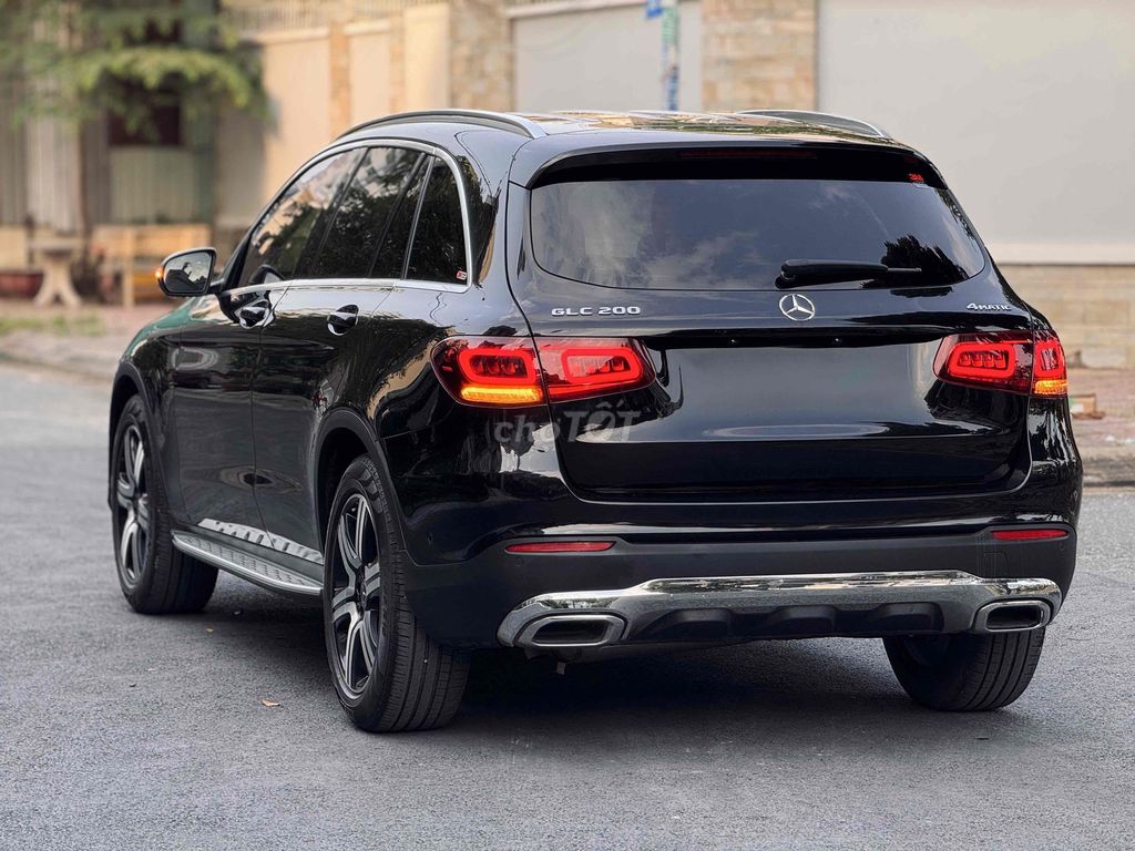 Mercedes Benz GLC 2021 200 4Matic - 43500 km. Mua bán Ô tô tại Quận Bình Tân Tp Hồ Chí Minh được đăng bởi Huỳnh Thiên Bảo hình 5