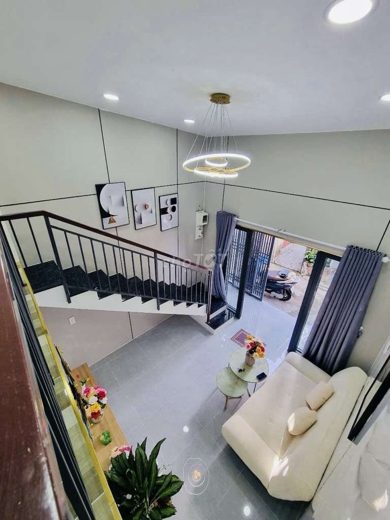 Chỉ có 2,75 tỷ có ngay căn nhà 2 tầng đẹp lung linh tại đường số 9 VIP. Mua bán nhà ở tại Thành phố Thủ Đức Tp Hồ Chí Minh được đăng bởi Huỳnh Anh võ hình 1