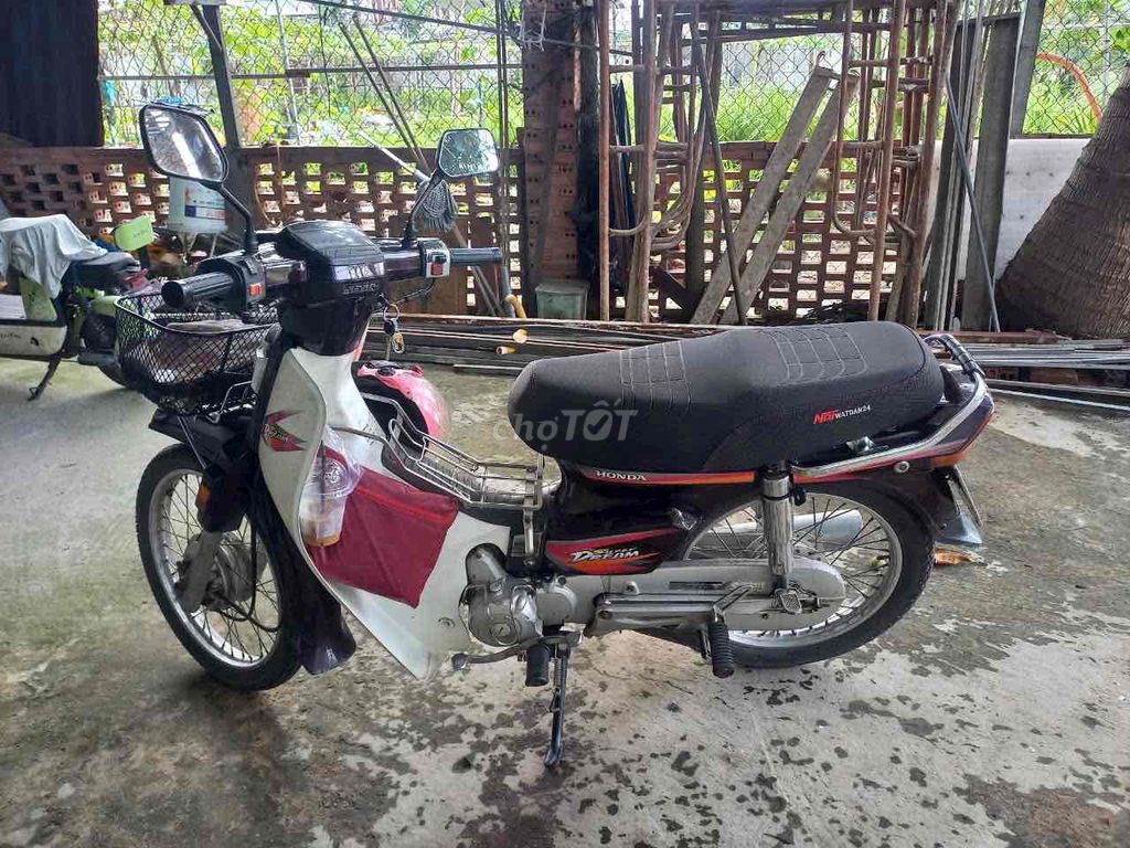 Chán cần bán super 2001 đầu nồi chưa rớt kcc. Mua bán Xe máy tại Quận Bình Tân Tp Hồ Chí Minh được đăng bởi Hoàng Thanh Thế hình 3