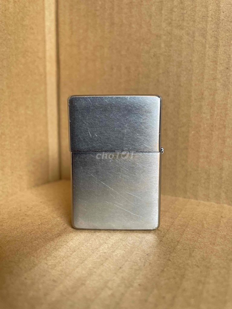 Zippo 1992 đã qua sử dụng (BAO SHIP)