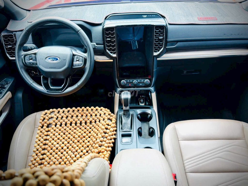 Ford Everest Titanium 4x2  -  Bao Rút Hs Gốc. Mua bán Ô tô tại Quận Tân Phú Tp Hồ Chí Minh được đăng bởi Nissan Gia Thành  hình 4
