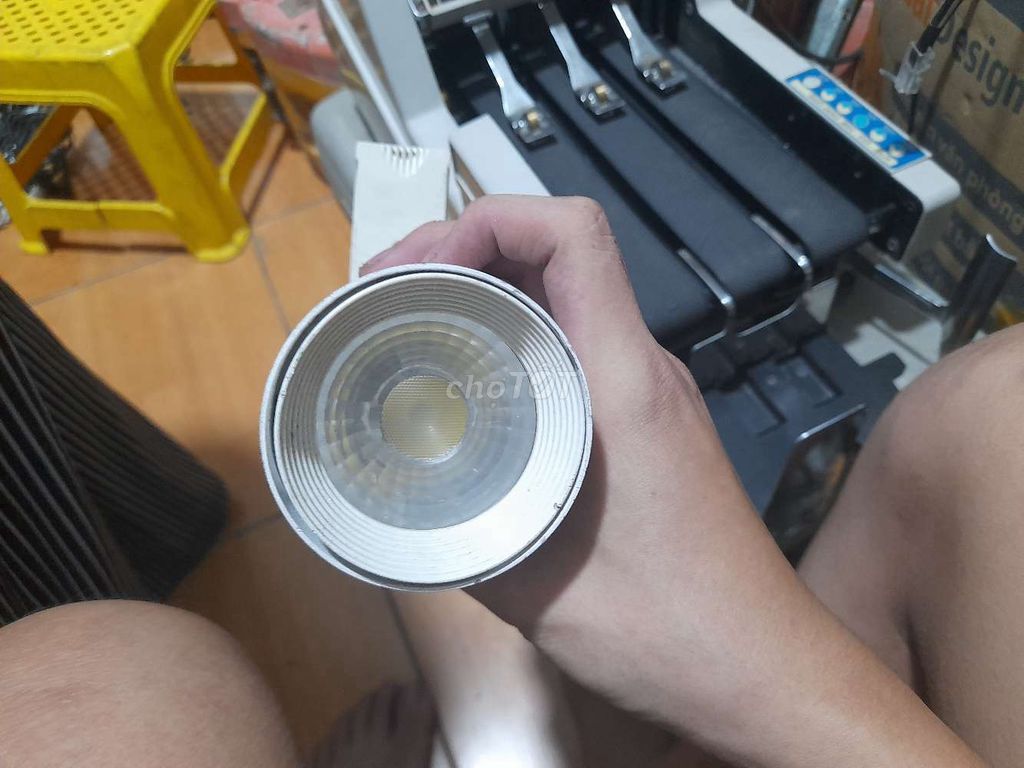 Đèn rọi ray LED COB Trắng. Mua bán Đèn tại Quận Phú Nhuận Tp Hồ Chí Minh được đăng bởi Bông Lê  hình 1