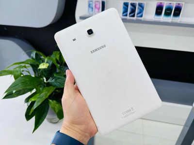 Thanh lý SAMSUNG GALAXY TAD E 9.6 inch. Mua bán Máy tính bảng tại Quận Ninh Kiều Cần Thơ được đăng bởi TU STORE CẦN THƠ
