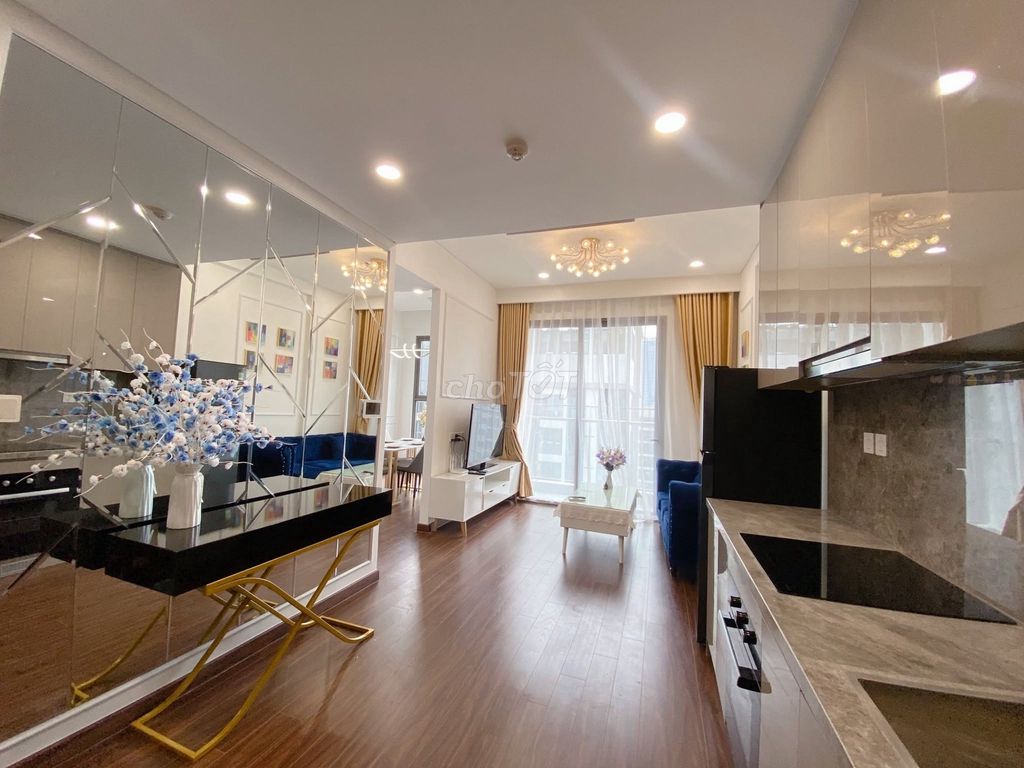 Угловые апартаменты 2 спальни с видом на виллы, мебель, башня M2