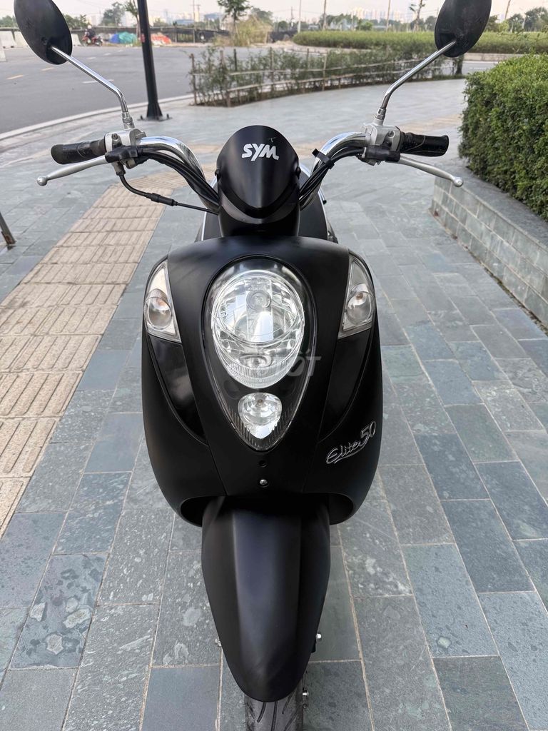 SYM Elite 50 куб. см 2021, черный