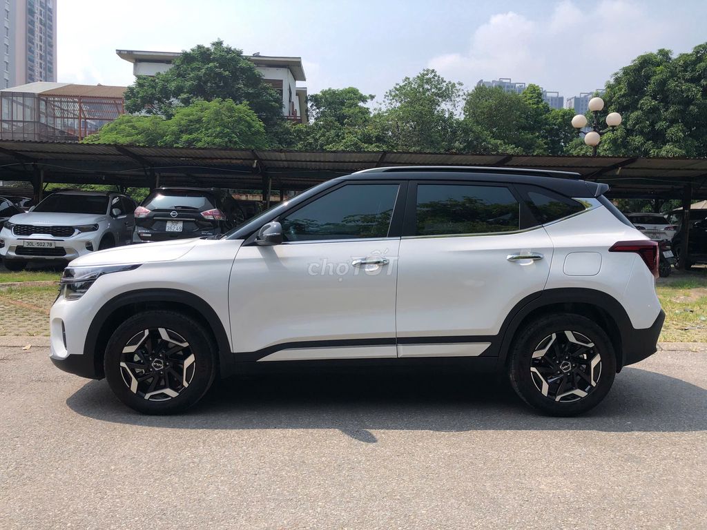 Kia Seltos 2025 Premium 1.5 AT - 2000 km. Mua bán Ô tô tại Quận Cầu Giấy Hà Nội được đăng bởi Đồng Thư  hình 3