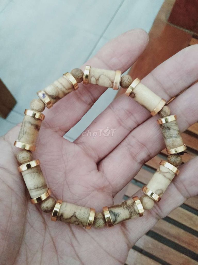 Vòng tay Trầm hương 9 li. Mua bán Phụ kiện thời trang khác tại Quận Liên Chiểu Đà Nẵng được đăng bởi anh nam hình 1