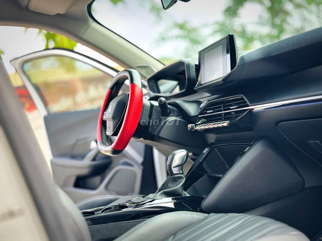 Peugeot 2008 GTline 2022 50000 km. Mua bán Ô tô tại Quận Cầu Giấy Hà Nội được đăng bởi Nguyễn hữu khánh hình 7