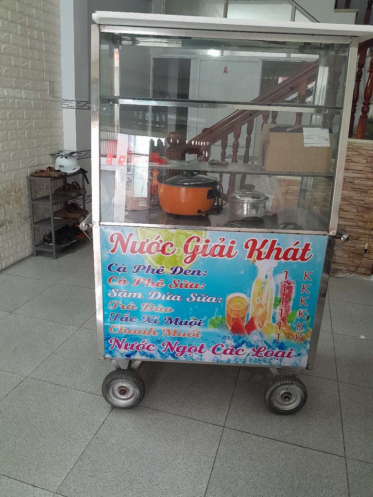 Cần bán tủ bán nước