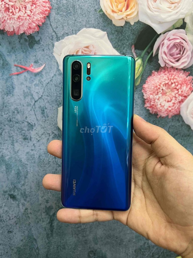 Huawei P30 Pro 8/256Gb BH 3th có trả góp