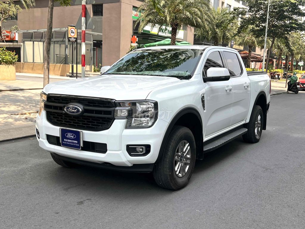 Ranger XLS 2022 4x4 - 2 cầu giá mềm 679tr