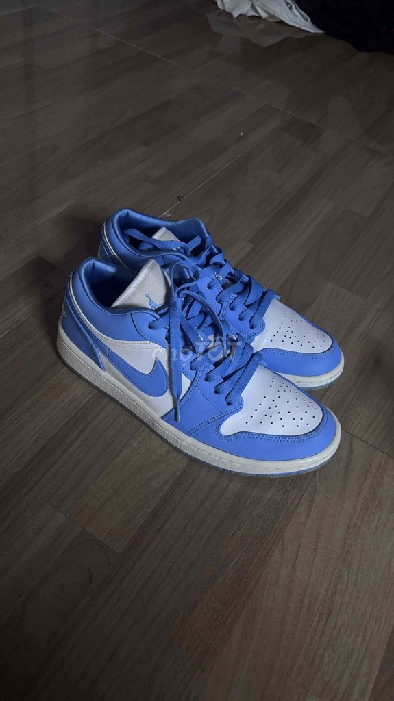 Giày thể thao Nike Air Jordan 1 Low size 42. Mua bán Giày dép tại Huyện Bình Chánh Tp Hồ Chí Minh được đăng bởi Đức Trí hình 1