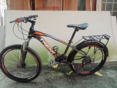 Muốn bán lại xe đạp thể thao cũ với giá rẻ. Mua bán Xe đạp tại Huyện Củ Chi Tp Hồ Chí Minh được đăng bởi Phạm Thị Quỳnh