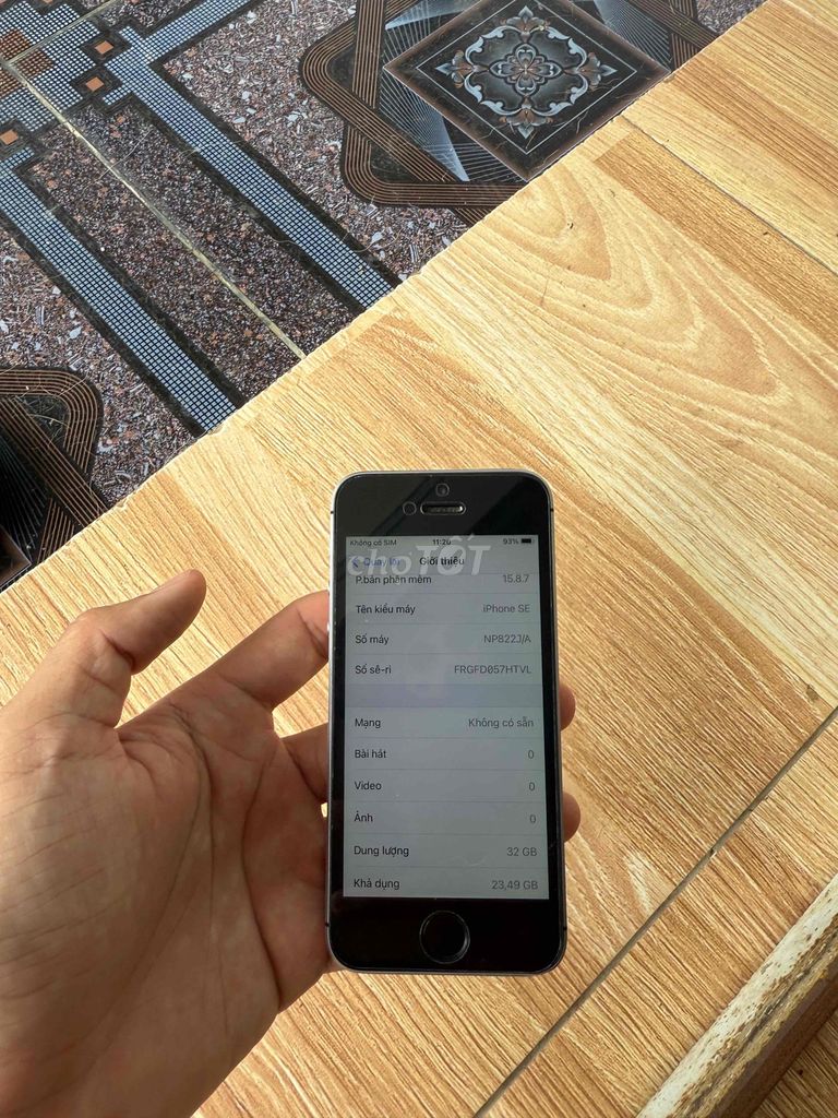 Apple iPhone SE 32GB Đen. Mua bán Điện thoại tại Thành phố Thủ Đức Tp Hồ Chí Minh được đăng bởi Anh Tuấn Nguyễn Hoàng hình 1