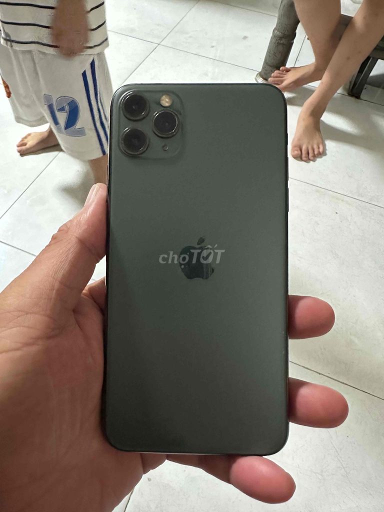 iPhone 11 Pro Max 64GB Đen bóng, Máy Đẹp. Mua bán Điện thoại tại Thị xã Tân Uyên Bình Dương được đăng bởi Luyến hình 1