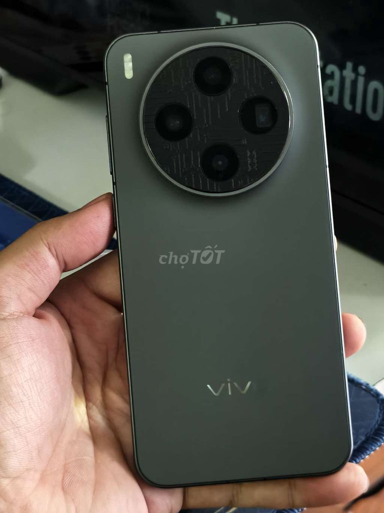 Vivo X300 ngoại hình keng. Mua bán Điện thoại tại Quận Ngũ Hành Sơn Đà Nẵng được đăng bởi QH hình 1