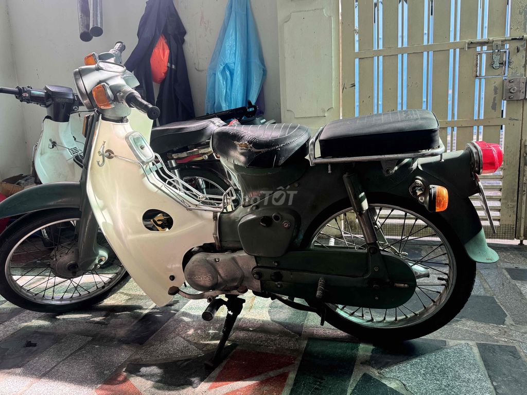 Bán Cup 78 đồ zin còn nhiều cho anh em sưu tầm. Mua bán Xe máy tại Thành phố Vũng Tàu Bà Rịa - Vũng Tàu được đăng bởi Long hình 4