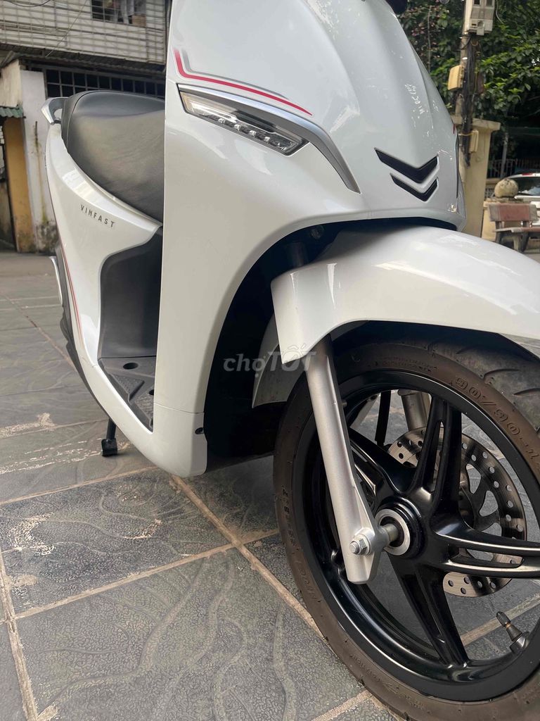 xe máy điện feliz s 2024 đi 4k km đẹp như mới.. Mua bán Xe điện tại Quận Thanh Xuân Hà Nội được đăng bởi Trần Phú hình 3