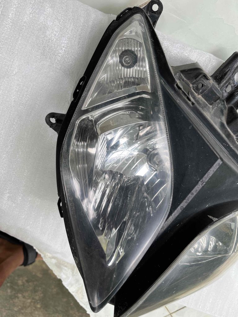 đèn novuo 4 còn sử dụng tốt. Mua bán Phụ tùng xe tại Huyện Phong Điền Cần Thơ được đăng bởi Nguyễn Văn Vũ Đẹt hình 3