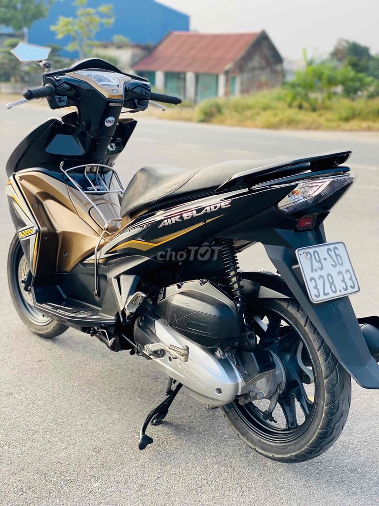 Honda Air Blade 125cc đk 2014 đề êm. Mua bán Xe máy tại Thành phố Nam Định Nam Định được đăng bởi Trung Đồ Cũ hình 3