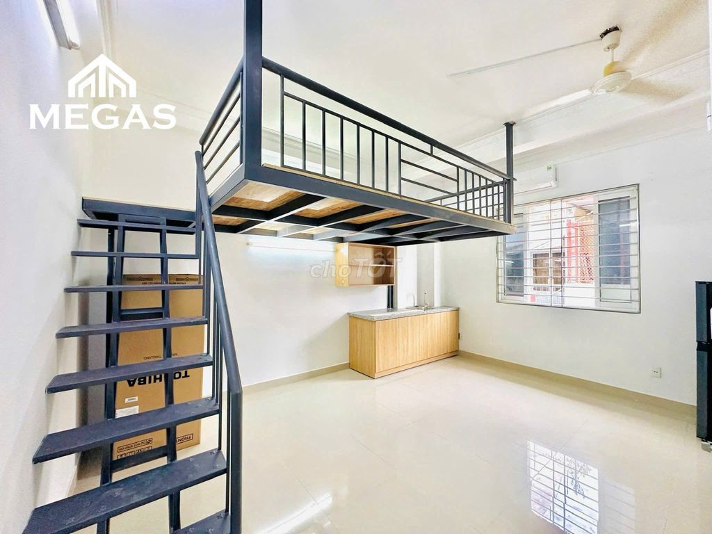 Duplex gác cao full nội thất ngay Hoàng Hoa Thám, Cộng Hoà giá ưu đãi