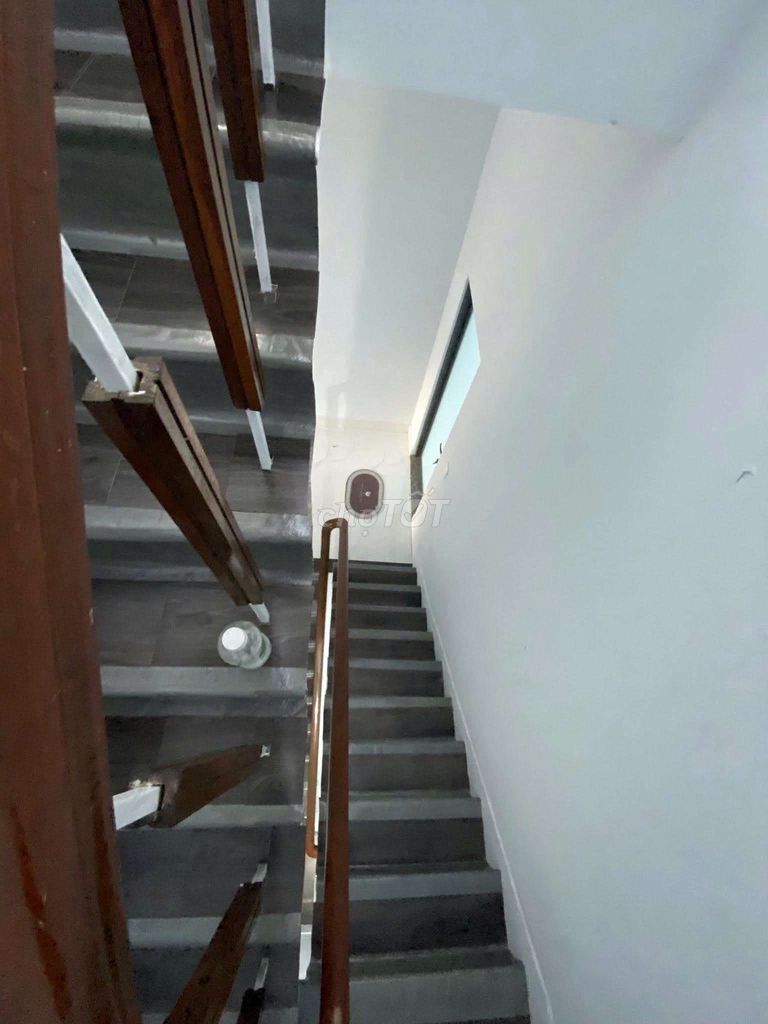 Spacious 4-bedroom house on Châu Thượng Văn — photo 10