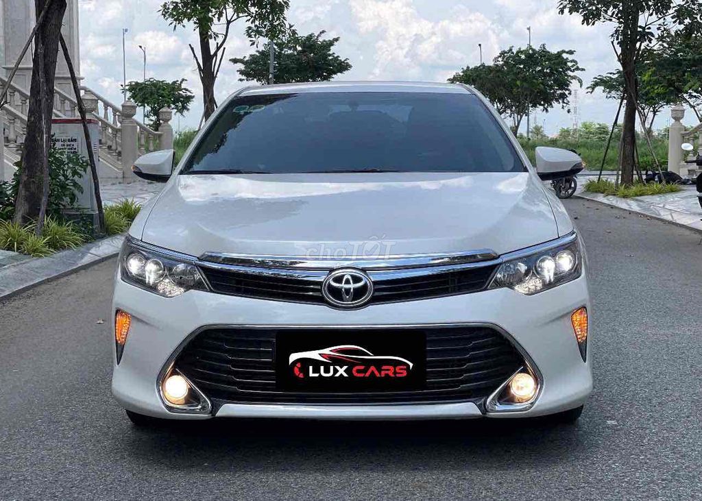 🚗 Toyota CAMRY 2.0E 2018 - Chuẩn Odo: 34.000km. Mua bán Ô tô tại Thành phố Thủ Đức Tp Hồ Chí Minh được đăng bởi LuxCars Siêu Thị Ô Tô Lướt Sài Gòn hình 3
