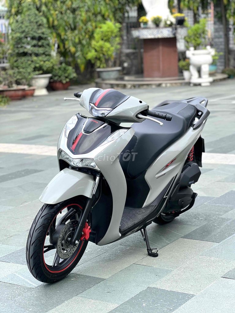 🚗SH 160 ABS 2023 XXM BSTP CHÍNH CHỦ CÓ GÓP. Mua bán Xe máy tại Thành phố Thủ Đức Tp Hồ Chí Minh được đăng bởi Hiếu  hình 3