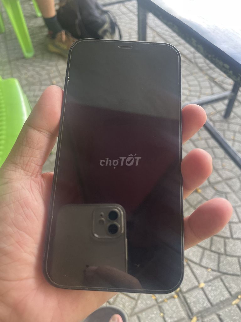Apple iPhone 12 64GB Đen Nguyên zin. Mua bán Điện thoại tại Quận Sơn Trà Đà Nẵng được đăng bởi Võ công Kính hình 1