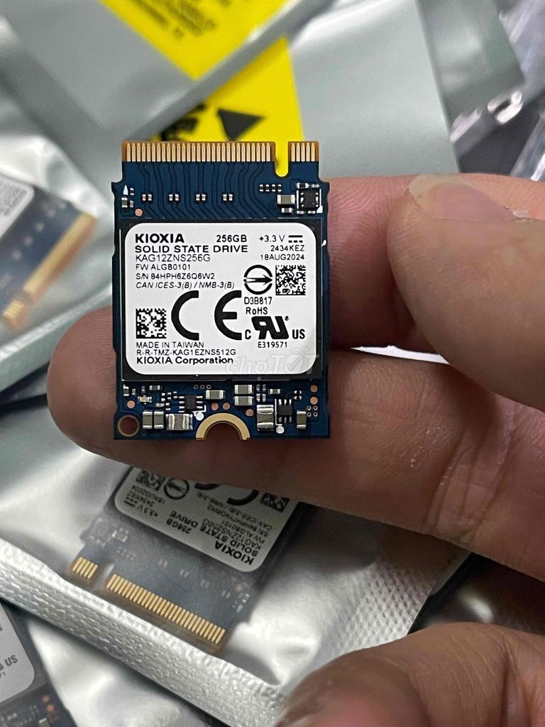 Ổ ssd nvme 256gb kioxia mới 100% chưa qua sử dụng