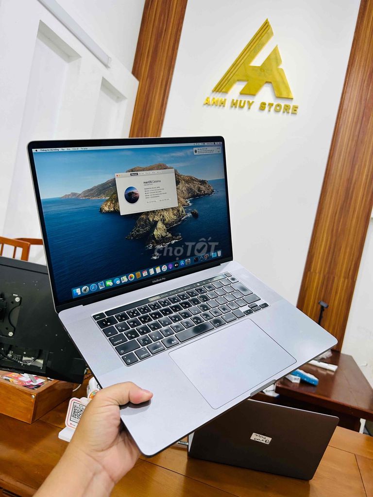 MacBook Pro 2019 16in i7/16GB/512Gb/Vga-4Gb 98,99%. Mua bán Laptop tại Quận Ninh Kiều Cần Thơ được đăng bởi ĐIỆN THOẠI LAPTOP ANH HUY hình 1