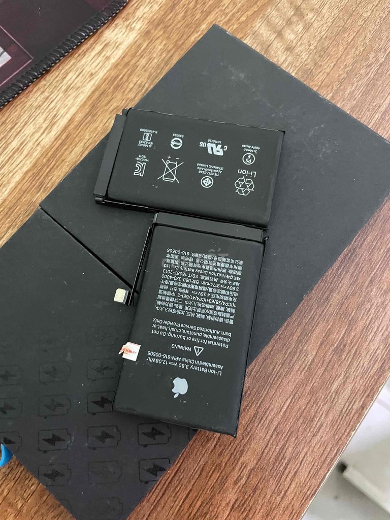 Pin Apple iPhone XS Max chính hãng lấy từ máy. Mua bán Linh kiện (RAM, Card...) tại Thành phố Thanh Hóa Thanh Hóa được đăng bởi Nam nguyễn hình 1