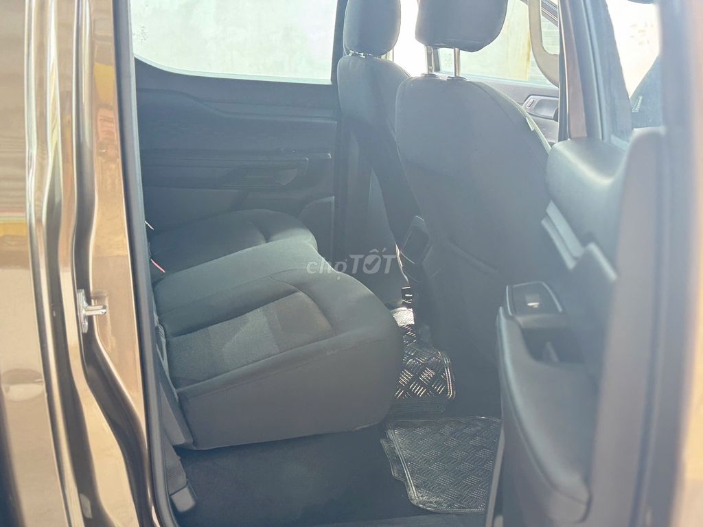 Ranger 2022 XLS hỗ trợ ngân hàng toàn quốc. Mua bán Ô tô tại Thành phố Thuận An Bình Dương được đăng bởi Oto An Suong hình 12
